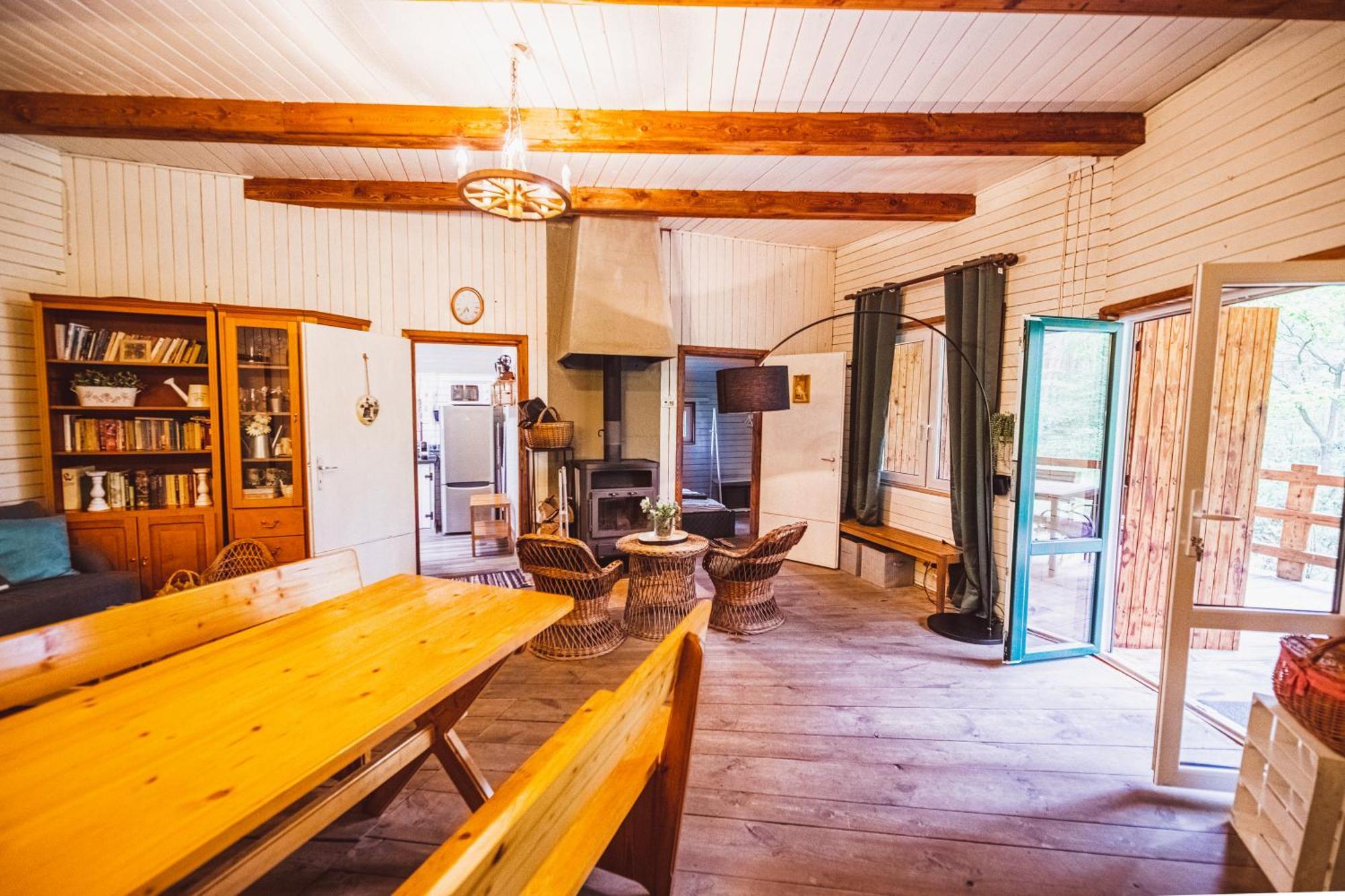 Cozy Nature Retreat With Patio Fireplace Garden Maciejowice Εξωτερικό φωτογραφία